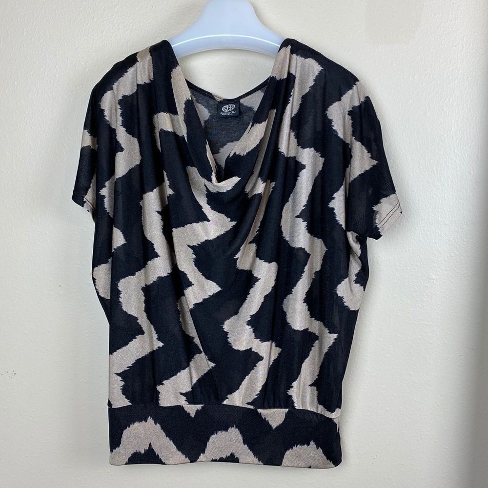 BOBEAU ANIMAL PRINT BLOUSE SIZE LARGE